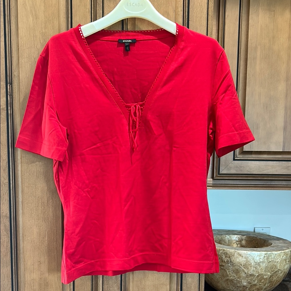 Escada Red Lace-Up V-Neck Short Sleeve Tee